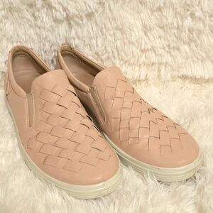 Ecco pink woven leather slip-ons size 10